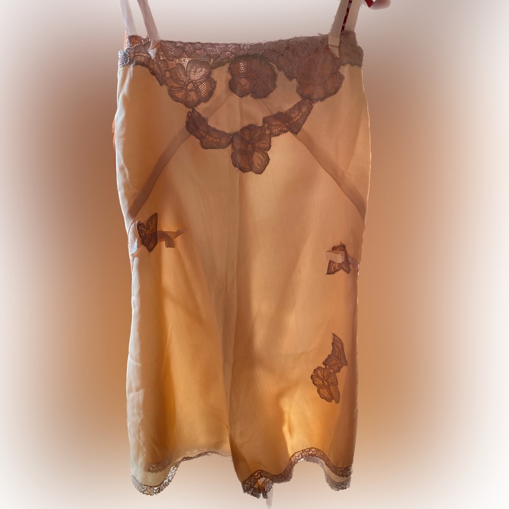 Very rare green label Miss Elaine by Sel-mor envelope cami. Vintage 30s